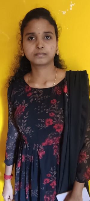 E.பிரியங்கா