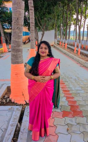 ப .அர்ச்சனா 
