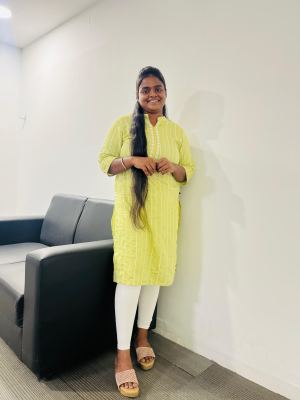 J  யோகப்பிரியா  