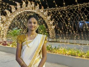 E.மோனிகா