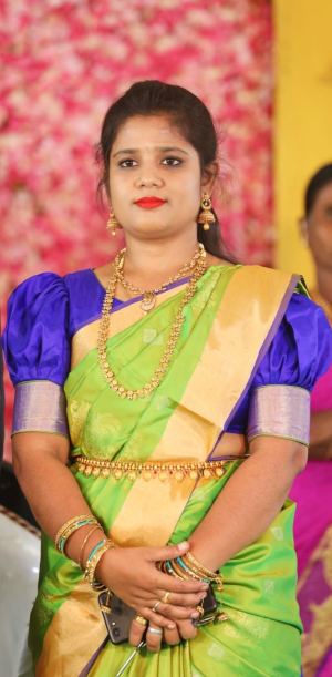 R அகிலாண்டேஸ்வரி 