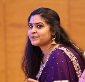 Dr.R.KEERTHANA
