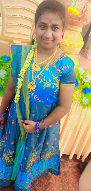 ப. குணசுந்தரி . B com