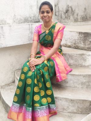 V GOMATHI ( alias )  priya  BE CSE