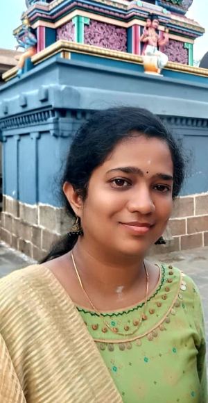 R.தீபிகா