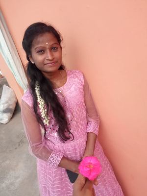 S.காயத்ரி