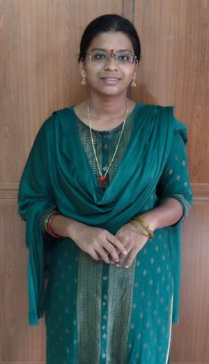 S.பவித்ரா