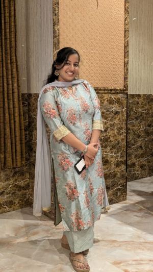 Dr. R.Roshni 