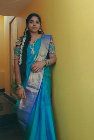 வெ சௌந்தர்யா 