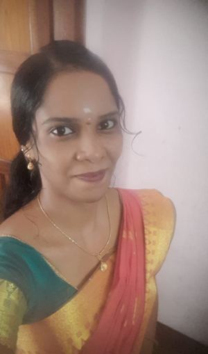 s வனிதா 