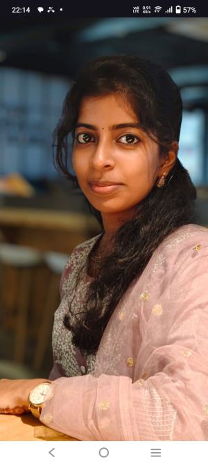 p Dhivya