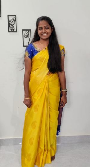 Dr R. Shivani