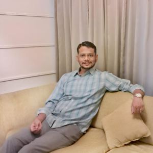 Dr v Balakumaran 