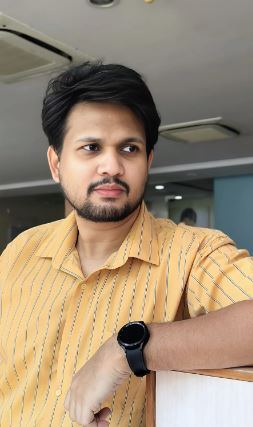 v vignesh BE(ECE)
