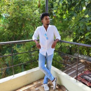 V.VIGNESH