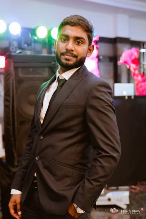 M.நவீன்