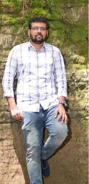 M.தினேஷ்வரன்
