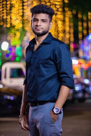 a Muthukumar
