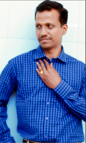 D.வேலன்