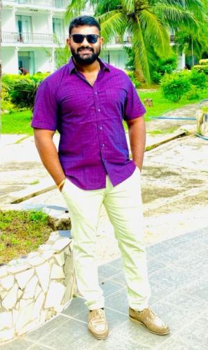 m.சதீஷ்